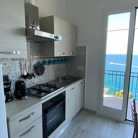 A & M House Апартаменты