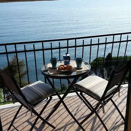 A & M House Апартаменты