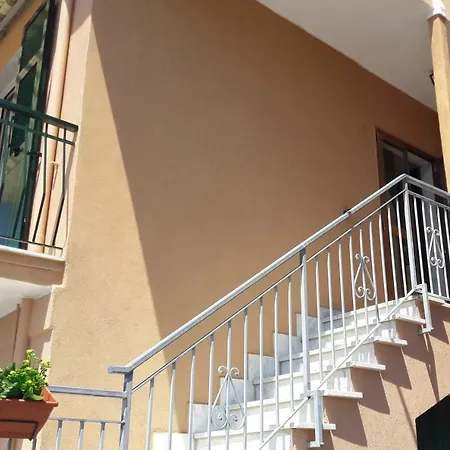 A & M House شقة